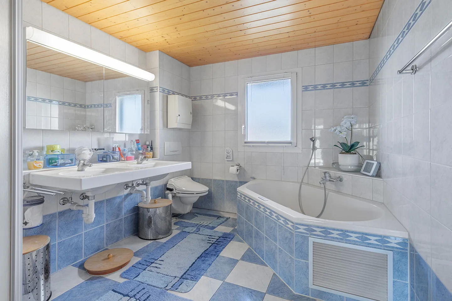 Bonheur familial près du lac de Constance et de l'école - Photo 3 sur 7