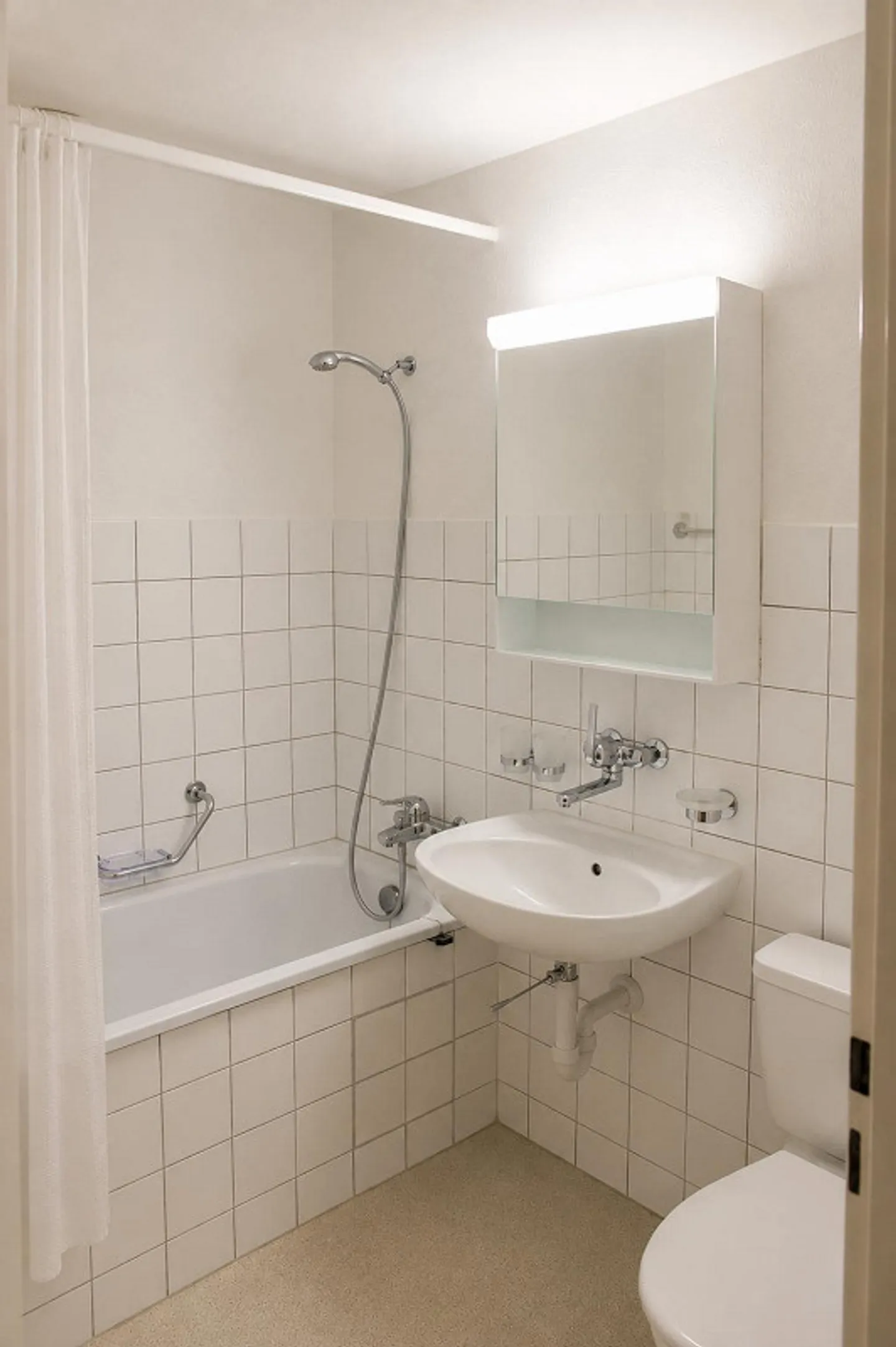 Well-maintained 3 1/2 room apartment with balcony - ideally located - Photo 5 of 9