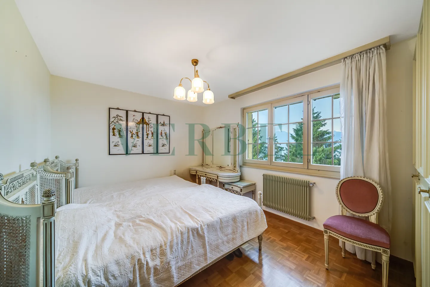 Spacious 5.5-room apartment with lake view - Photo 9 of 14