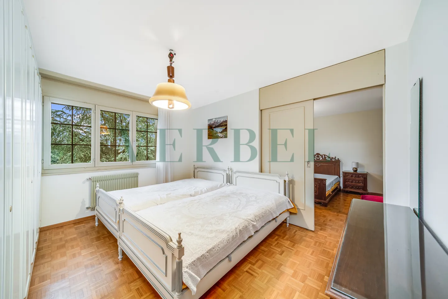 Spacious 5.5-room apartment with lake view - Photo 10 of 14