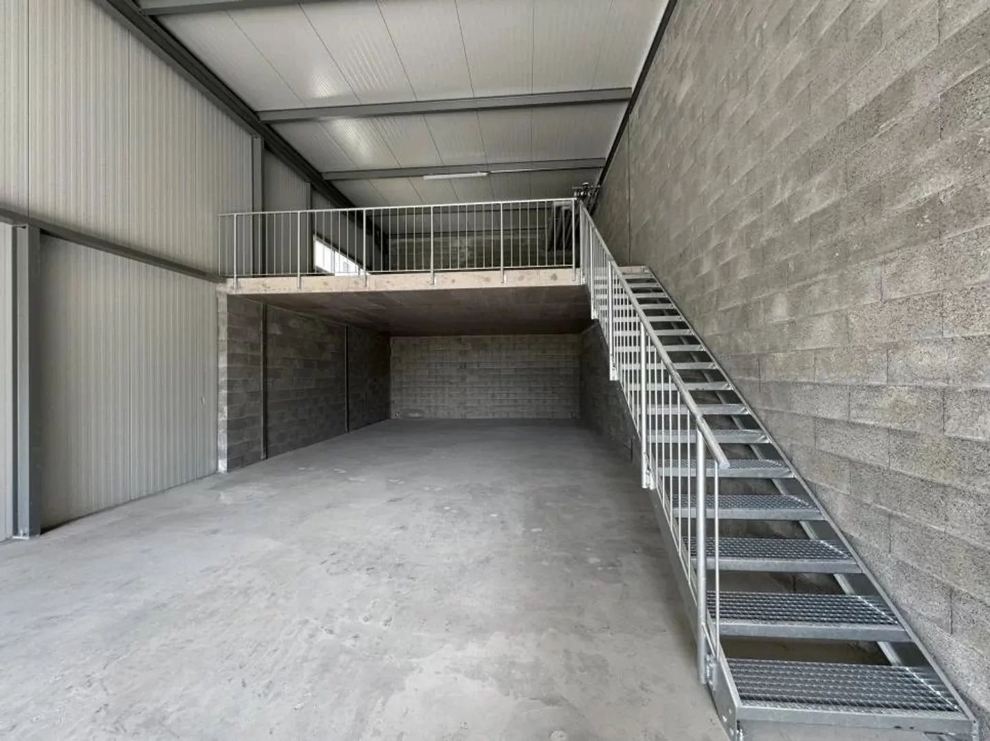 Last available lots? Immediate proximity to the A9 and the industrial area - Photo 5 of 14