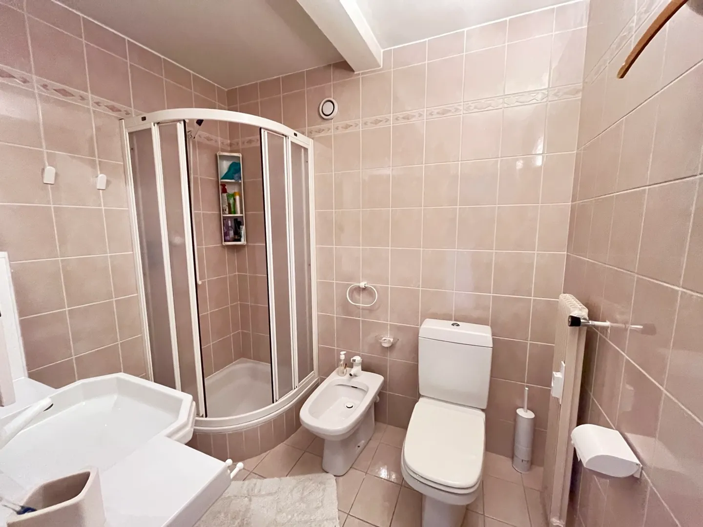 Appartement spacieux avec vue - Photo 9 sur 13