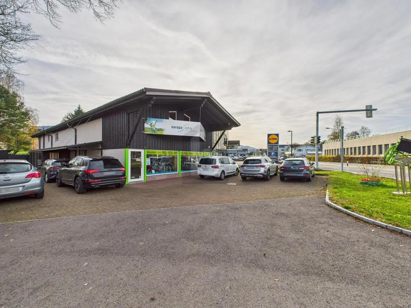 LA TUA ATTIVITÀ IN UNA POSIZIONE ALTAMENTE FREQUENTATA - Foto 3 di 5