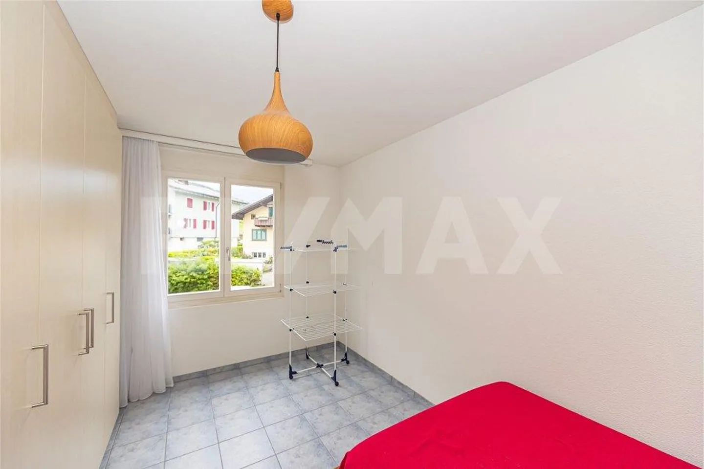 Bright, well-maintained 4.5-room apartment with 2 balconies, modern amenities... - Photo 13 of 13