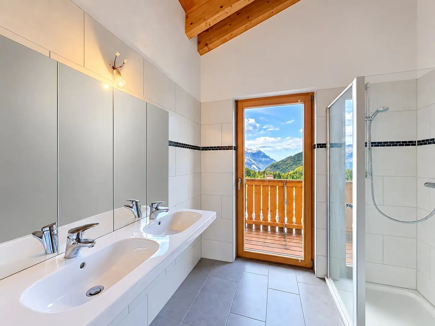 Charming Family Home in Panex - Photo 6 of 9