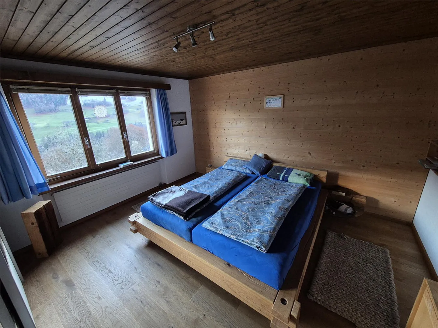 Sonniges Einfamilienhaus mit Einliegerwohnung und Panorama-Aussicht - Foto 9 von 23