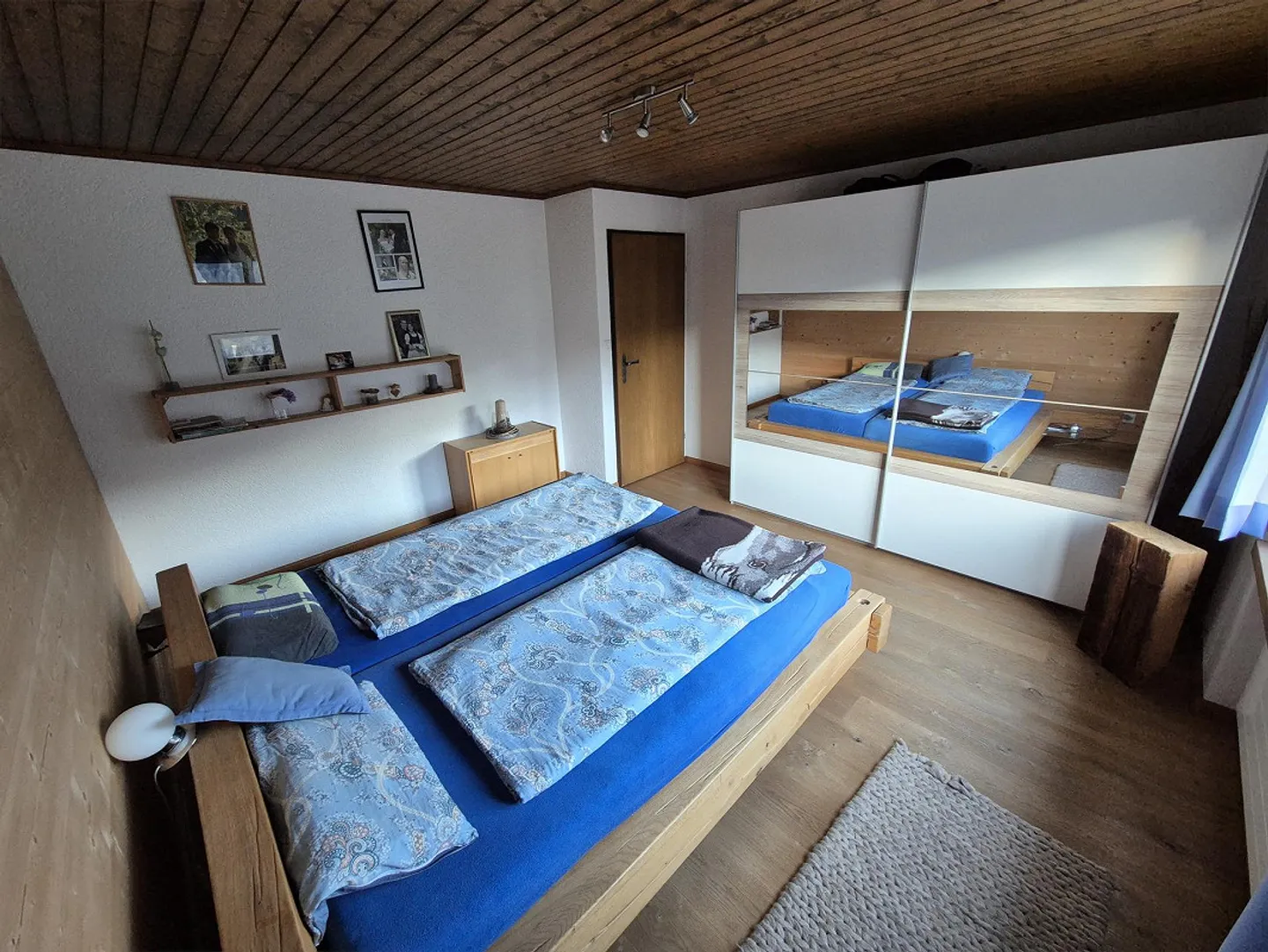 Sonniges Einfamilienhaus mit Einliegerwohnung und Panorama-Aussicht - Foto 10 von 23