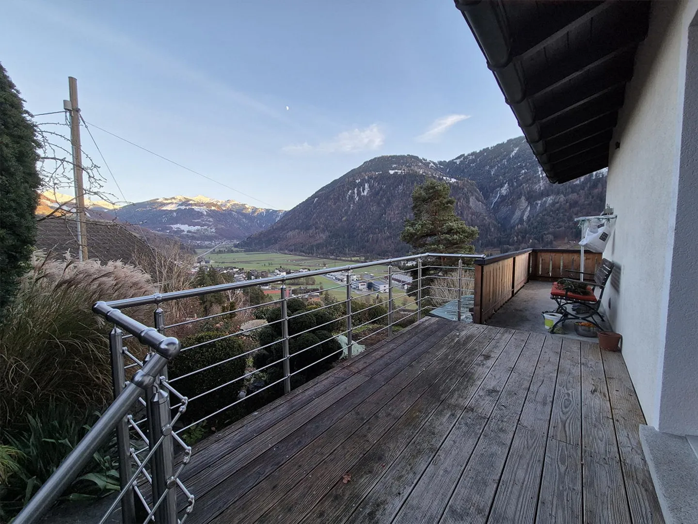 Sonniges Einfamilienhaus mit Einliegerwohnung und Panorama-Aussicht - Foto 19 von 23