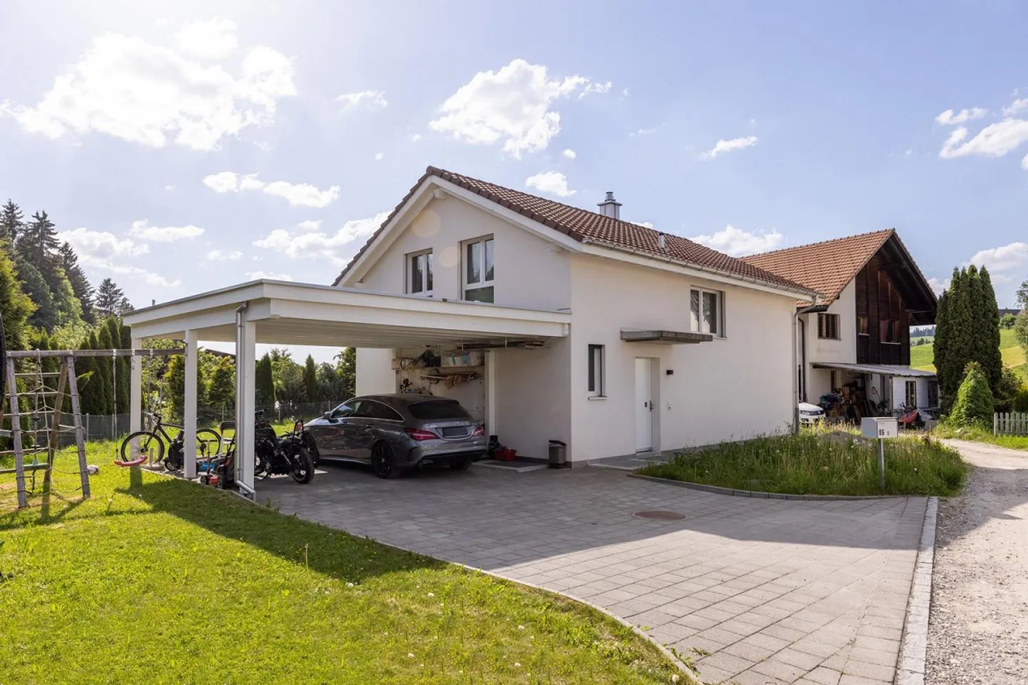 Casa unifamiliare di 5,5 stanze a Schwarzenegg - Foto 2 di 13
