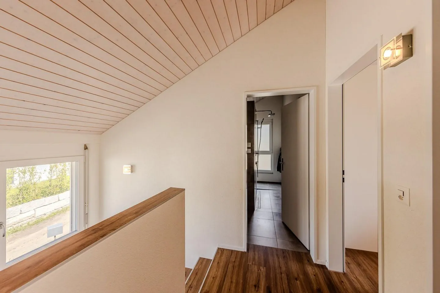 Casa unifamiliare di 5,5 stanze a Schwarzenegg - Foto 9 di 13
