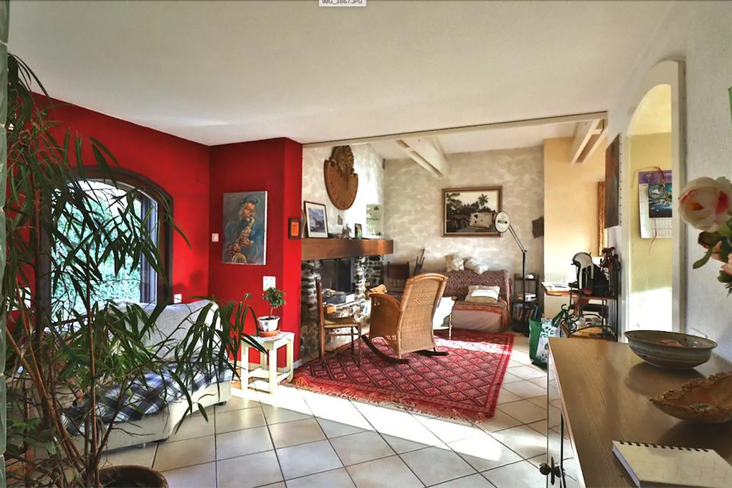 Casa con 250 m2 di superficie utilizzabile, circondata dal verde - Foto 4 di 13