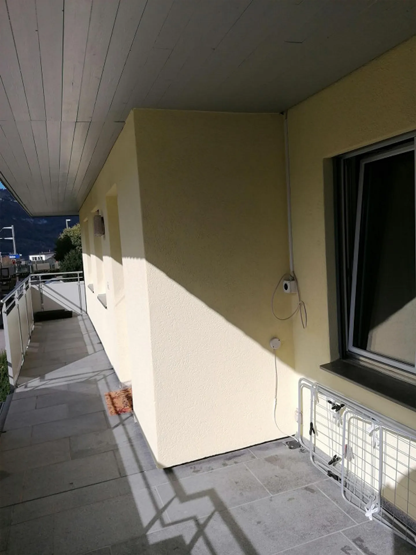 Grosszügige, helle 2 1/2 Wohnung / Balkon mit See- und Bergsicht - Foto 7 von 7