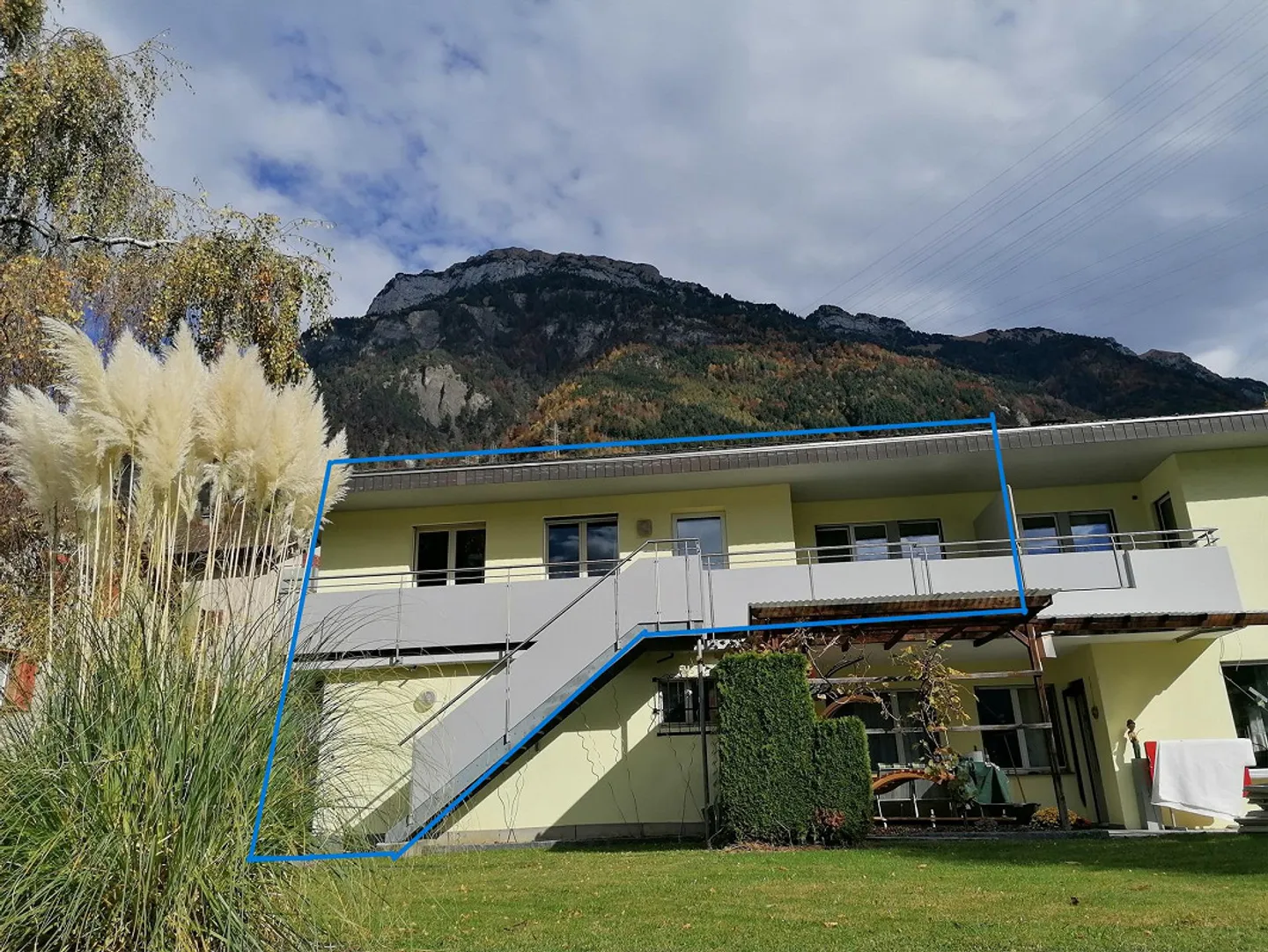 Grosszügige, helle 2 1/2 Wohnung / Balkon mit See- und Bergsicht - Foto 1 von 7