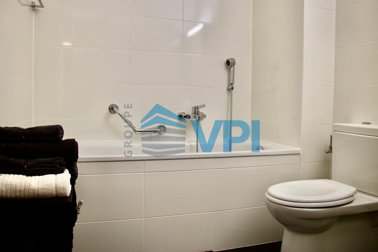 Furnished Apartment in Carouge - Photo 2 of 5