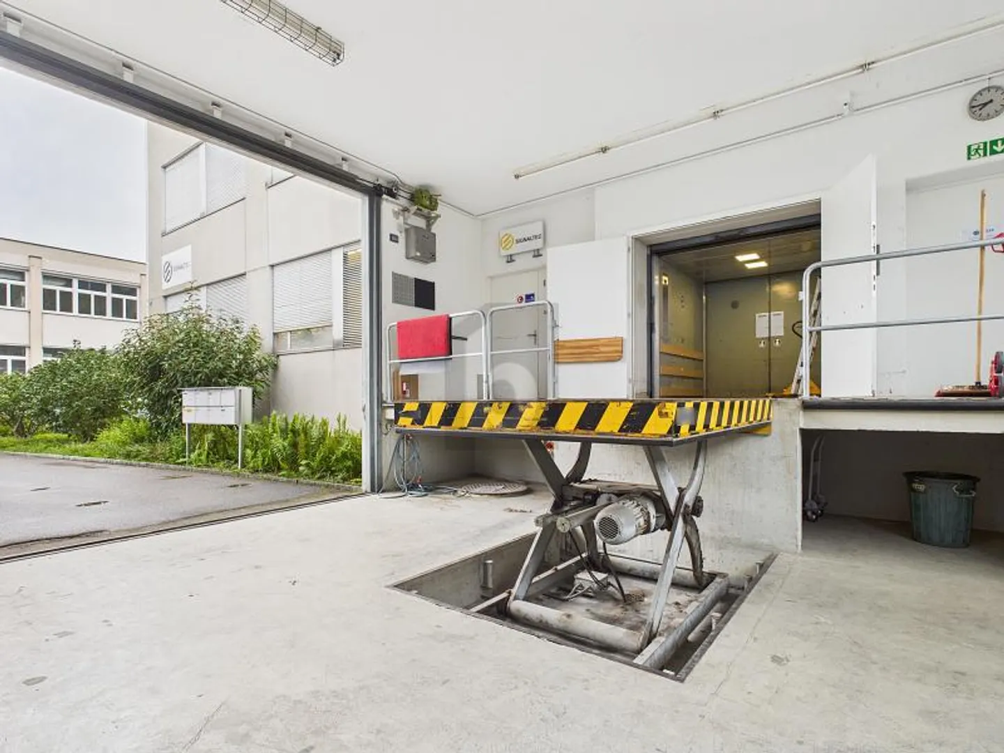 Edificio ad uso misto in affitto - Foto 4 di 6