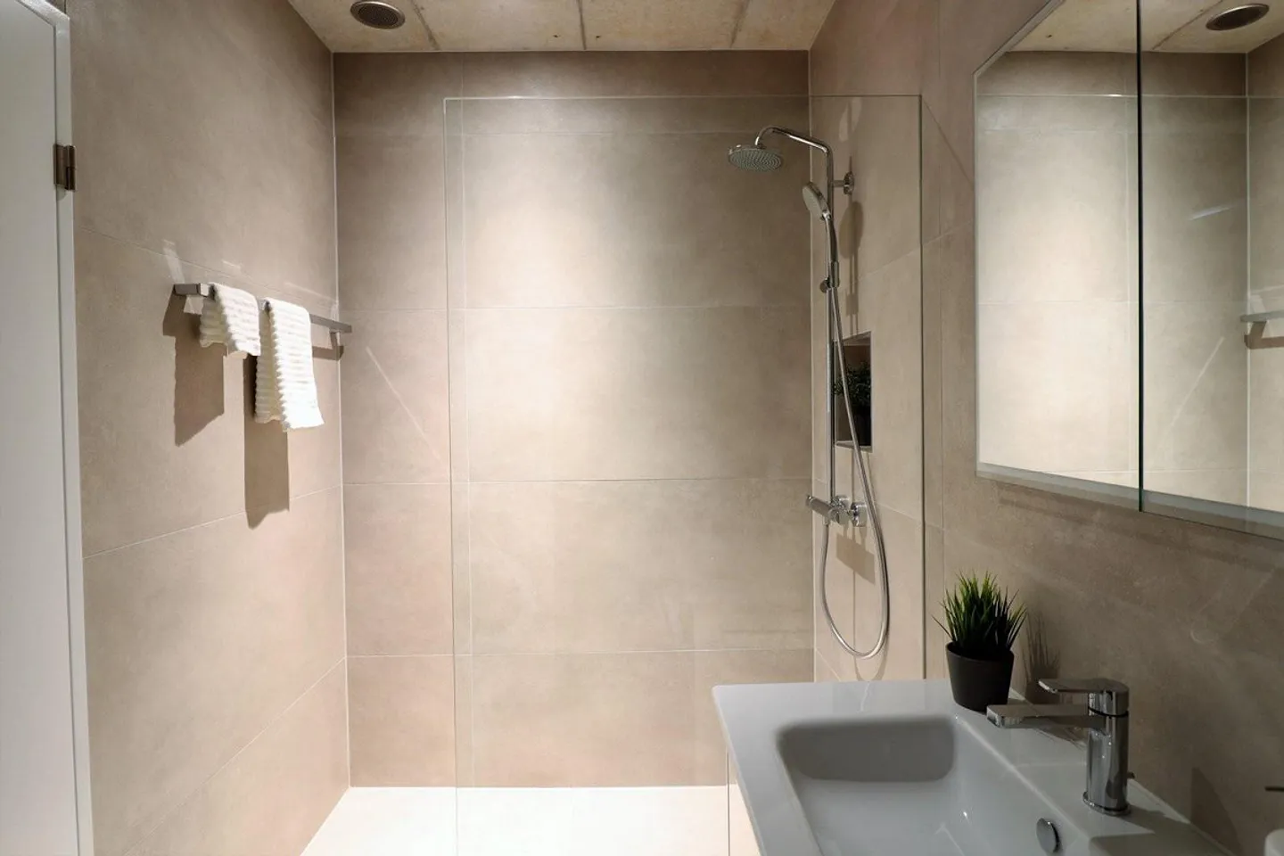 Appartement à louer - Photo 6 sur 7