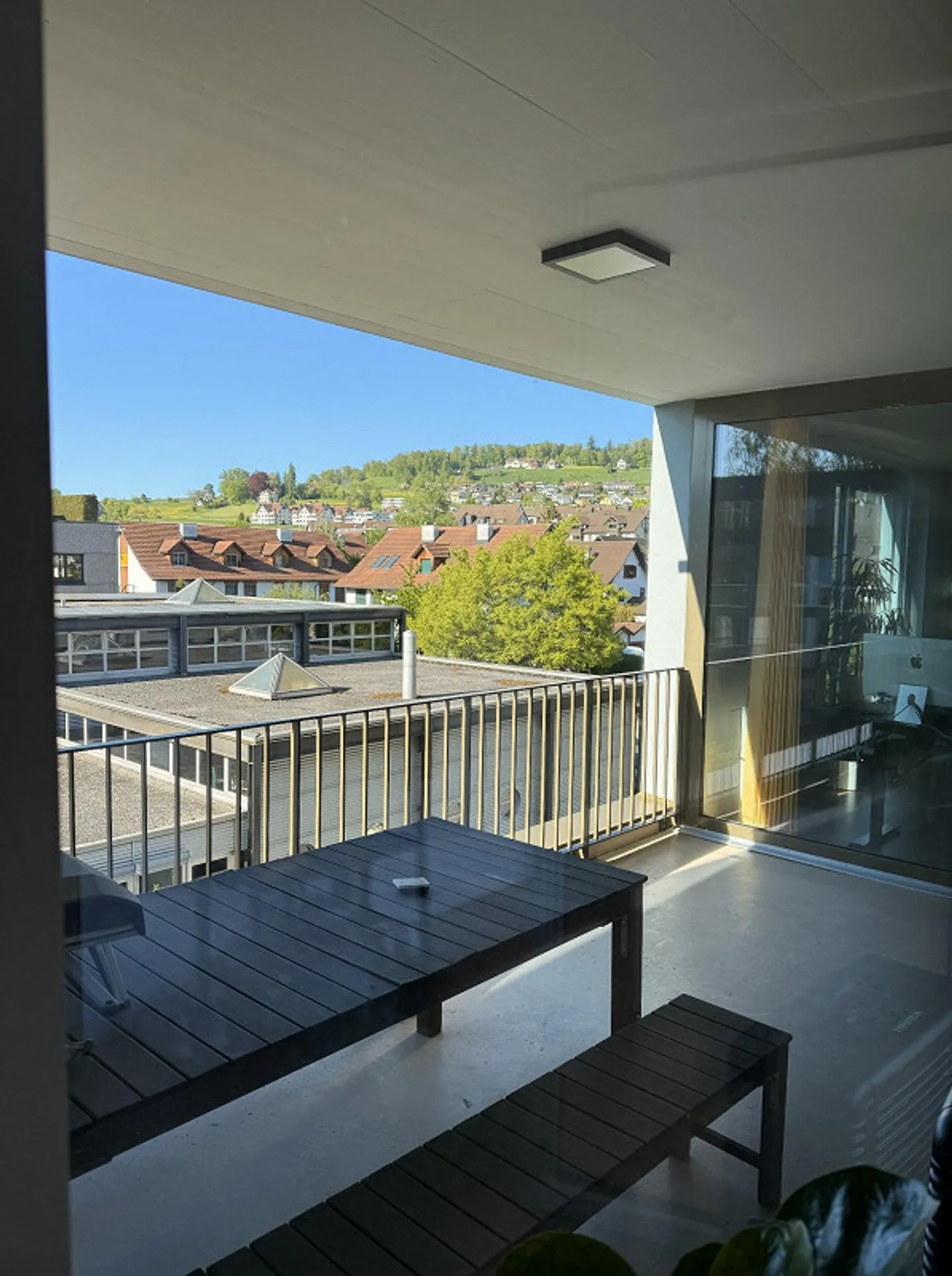 76m² Commercial Space in Mettmenstetten - Photo 5 of 12