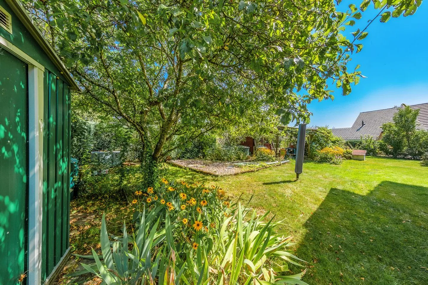 Maison individuelle dans un environnement vert et paisible - Photo 1 sur 6