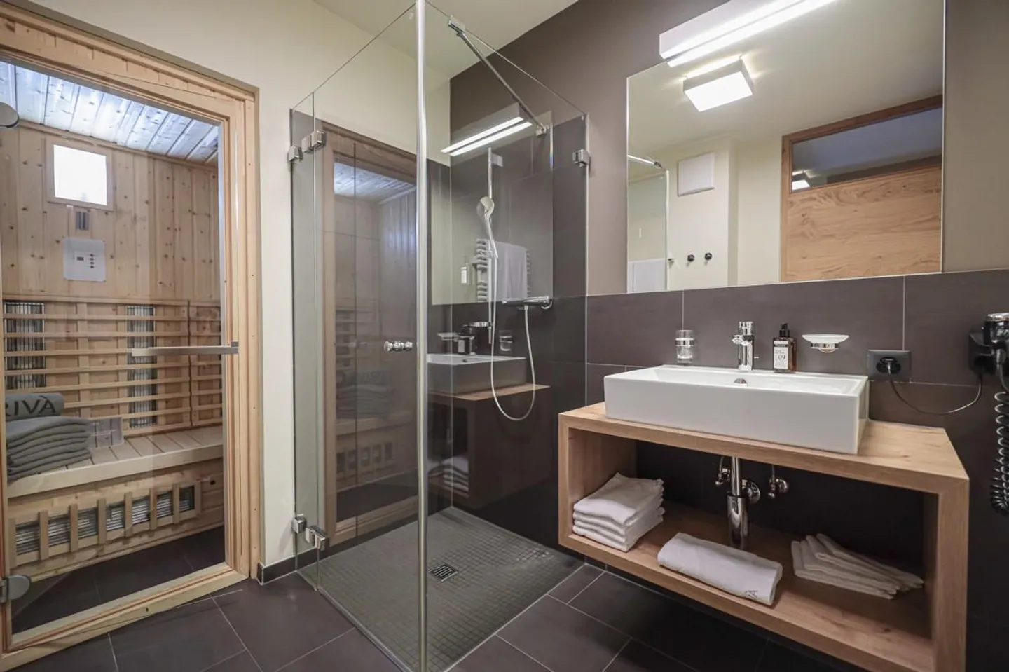 Jetzt kann ein Teil der PRIVÀ Alpine Lodge Lenzerheide Ihnen gehören! - Foto 5 von 7