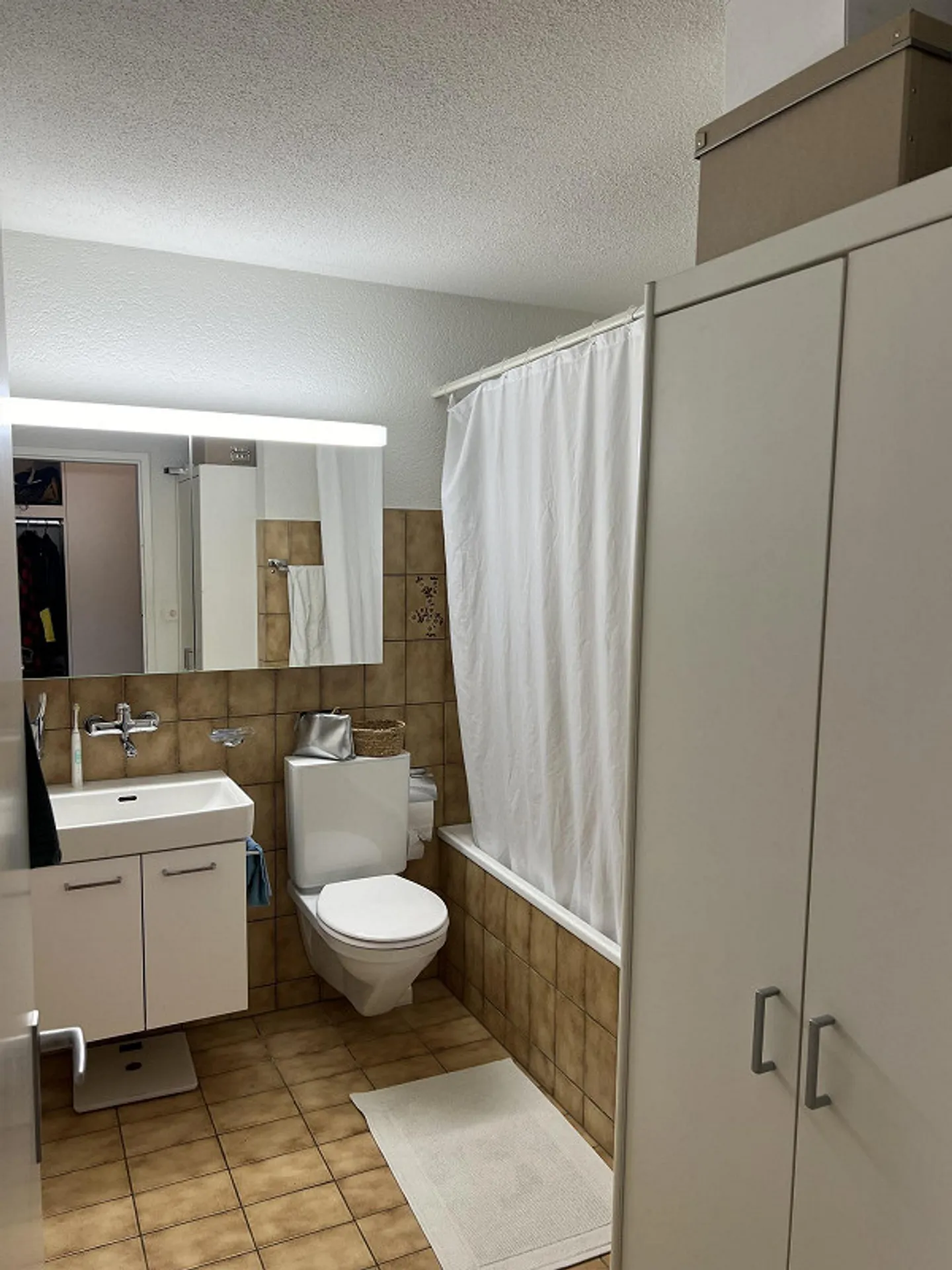 incantevole studio di 1,5 stanze in affitto - Foto 5 di 7