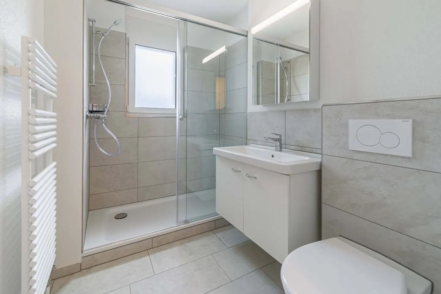 Moderne 2.5 Zimmer Wohnung - Foto 2 von 5