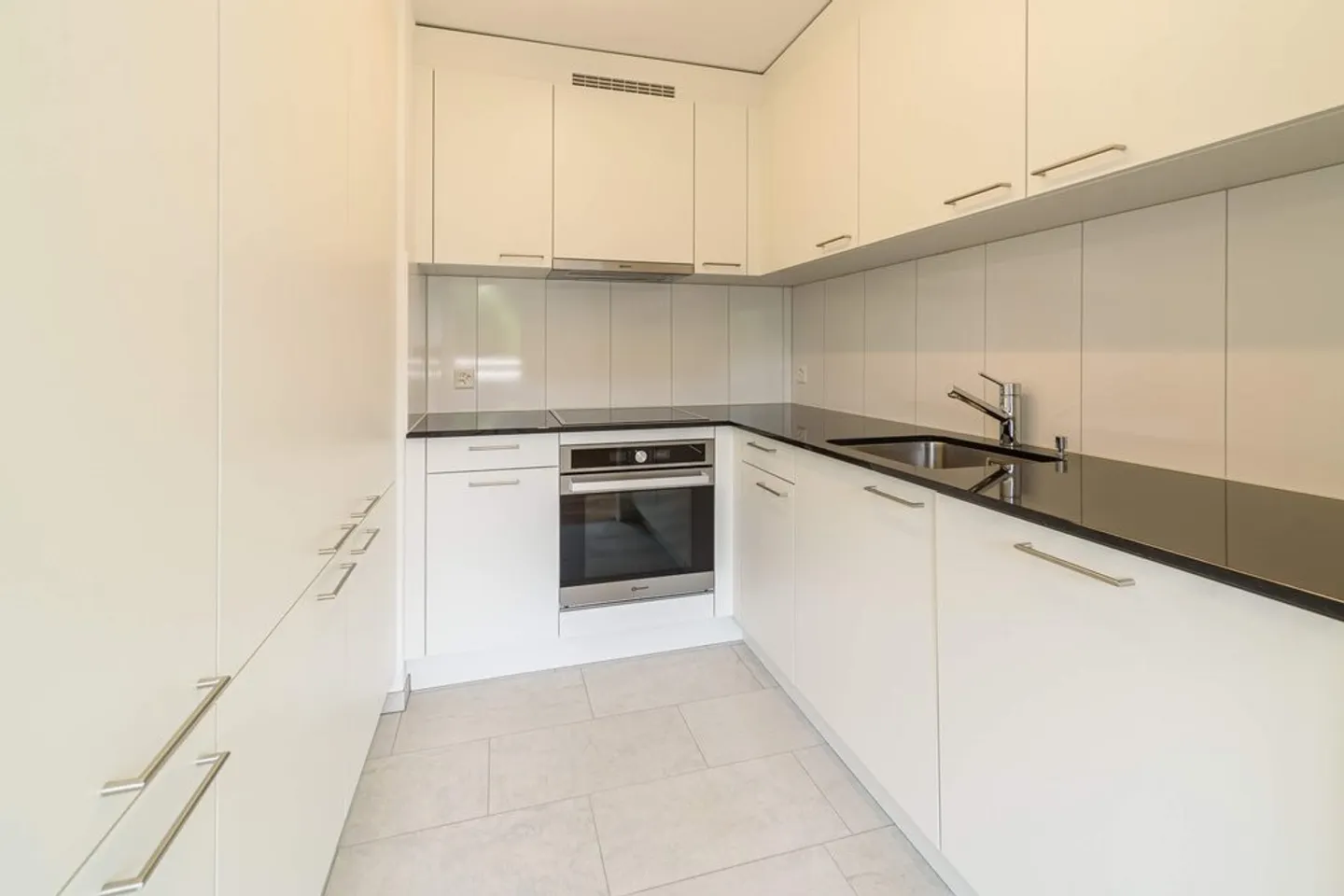 Moderne 2.5 Zimmer Wohnung - Foto 3 von 5
