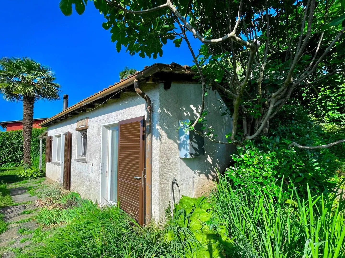 Vernate - Magnifique terrain constructible avec vue dégagée et partielle sur le lac - Photo 3 sur 12