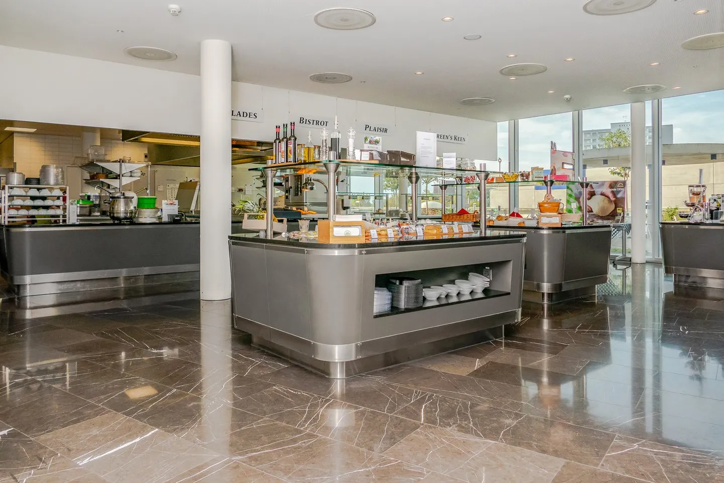 1'424 m2 - Superbes espaces de bureau à côté de Biopôle - Photo 8 sur 10