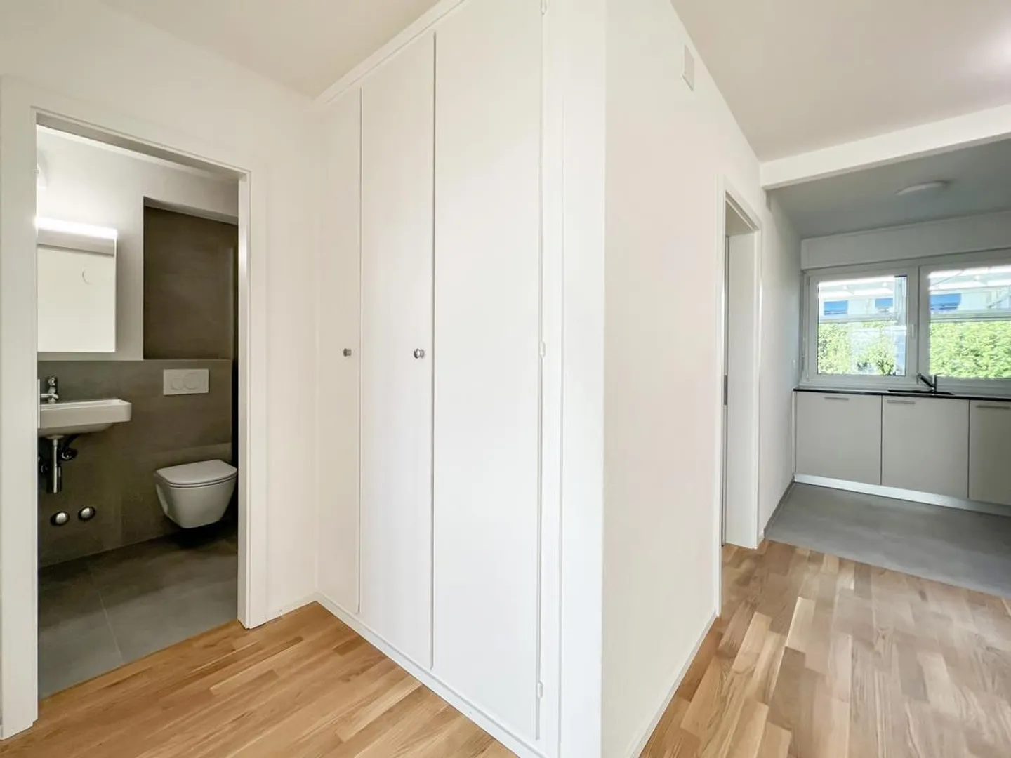 Appartamento moderno di 3,5 locali al 1° piano - Foto 3 di 8