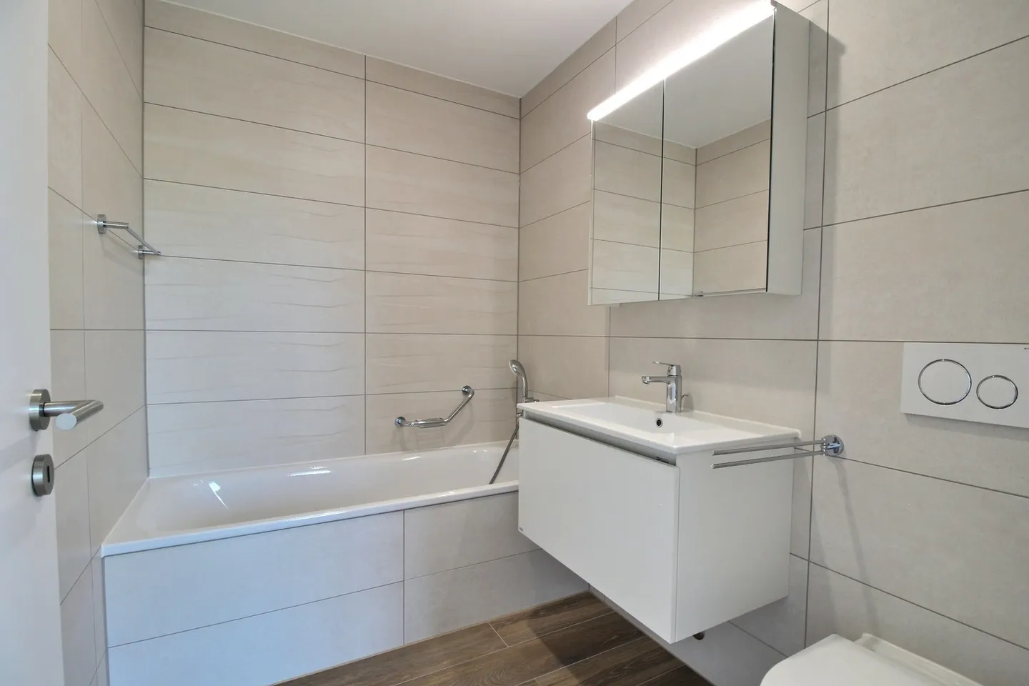 Extraordinary 4.5-room apartment for rent in Marly! - Photo 5 of 11