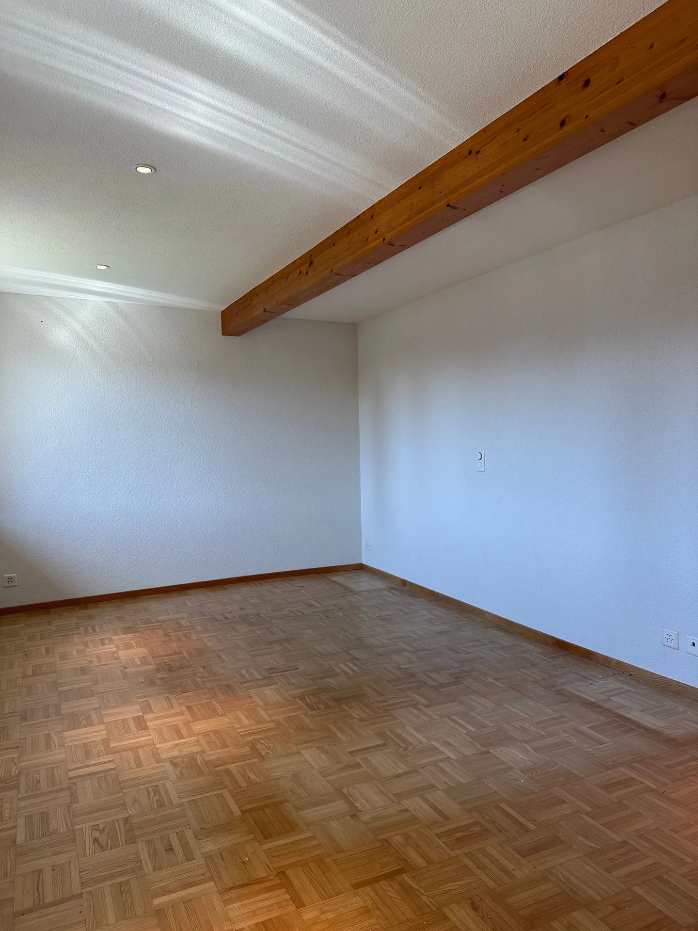 Charmante appartement de 4,5 pièces au rez-de-chaussée - Photo 8 sur 15