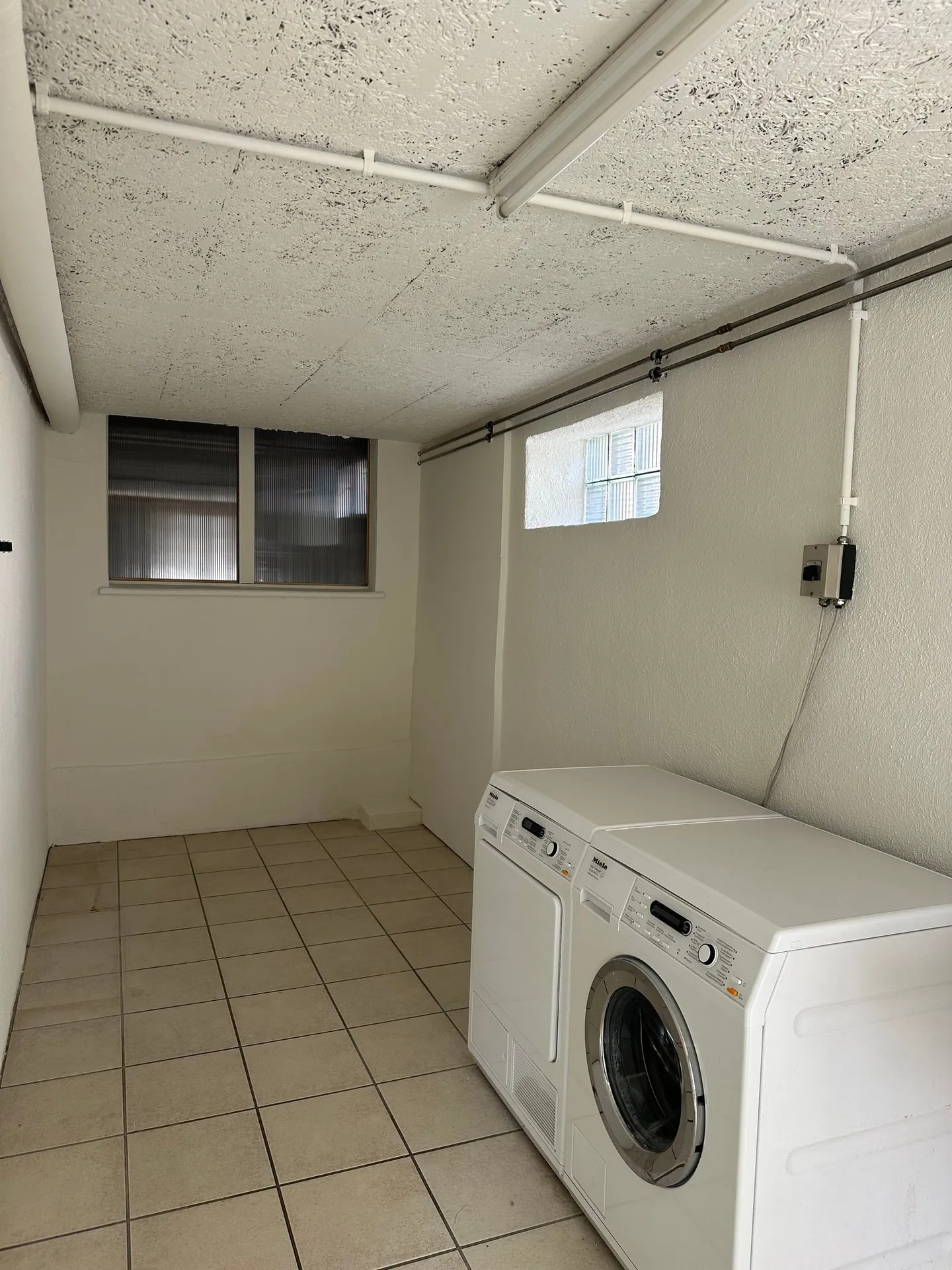 Charmante appartement de 4,5 pièces au rez-de-chaussée - Photo 12 sur 15