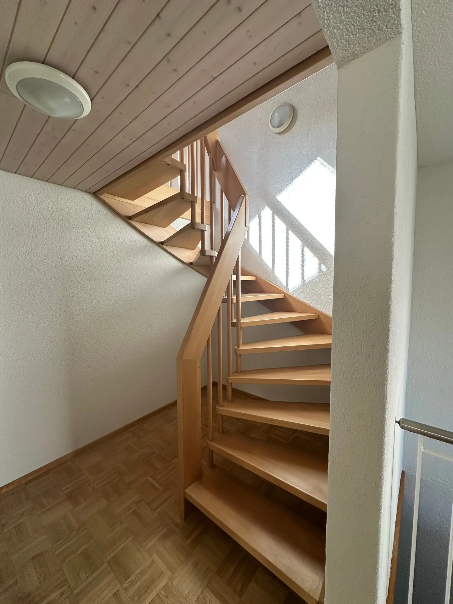 Charmante appartement de 4,5 pièces au rez-de-chaussée - Photo 13 sur 15