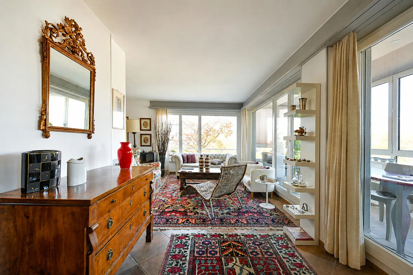 Attico con vista lago a Paradiso, disponibile anche come seconda residenza - Foto 3 di 16