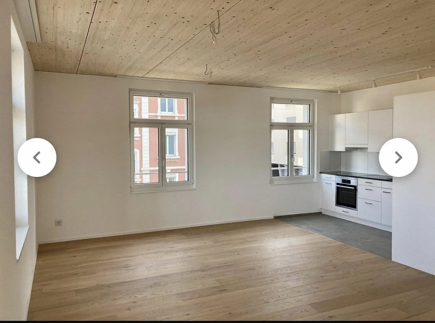 Appartement 2,5 pièces 62m2 au 2ème étage à droite avec balcon - Photo 1 sur 10