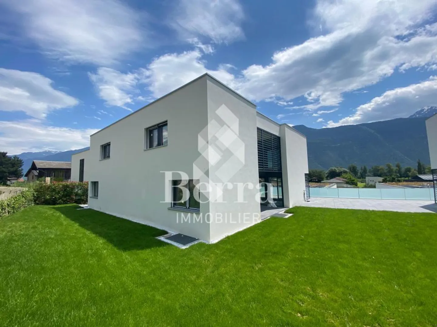 MINERGIE avec une architecture exceptionnelle! - Photo 3 sur 13