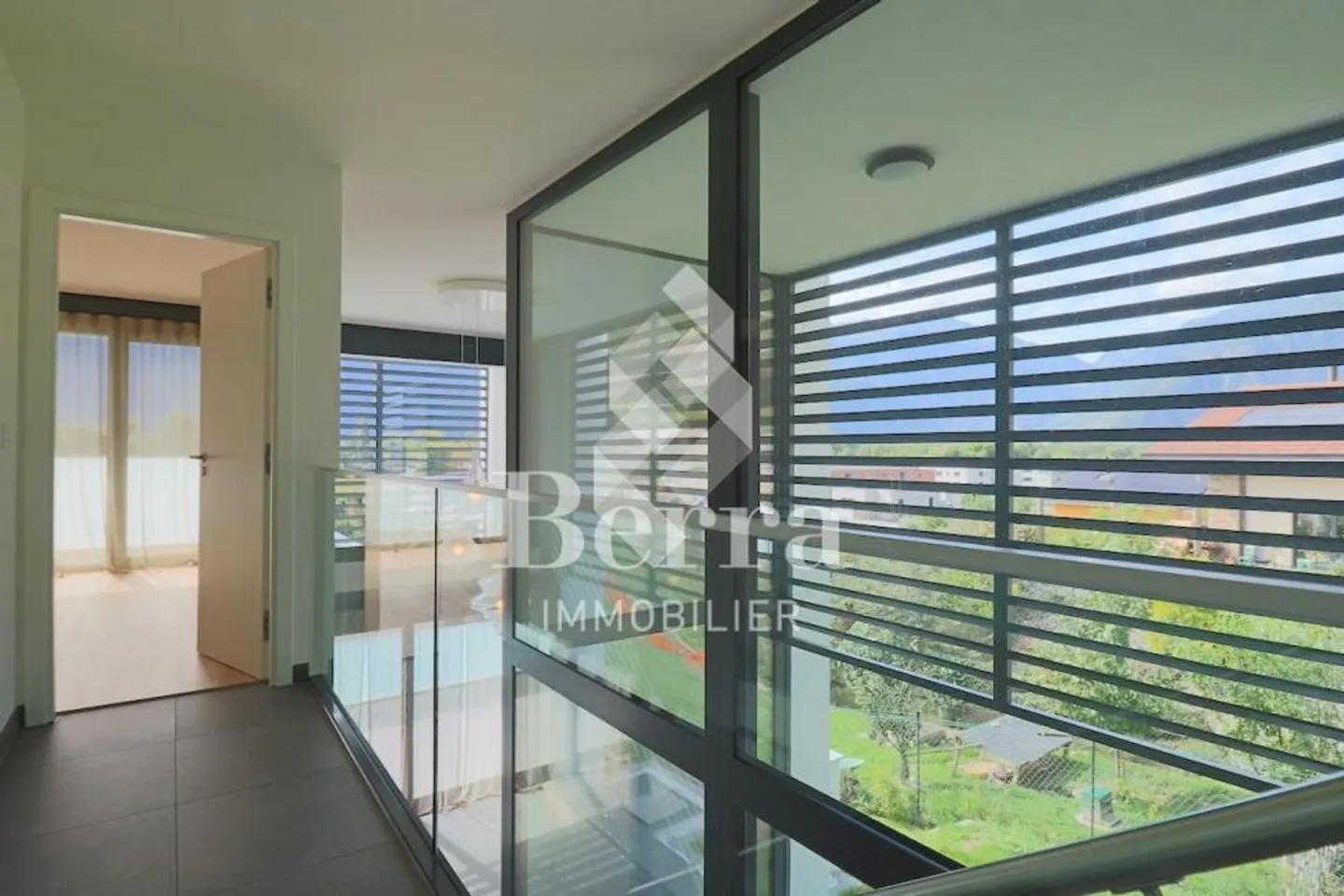 MINERGIE avec une architecture exceptionnelle! - Photo 10 sur 13