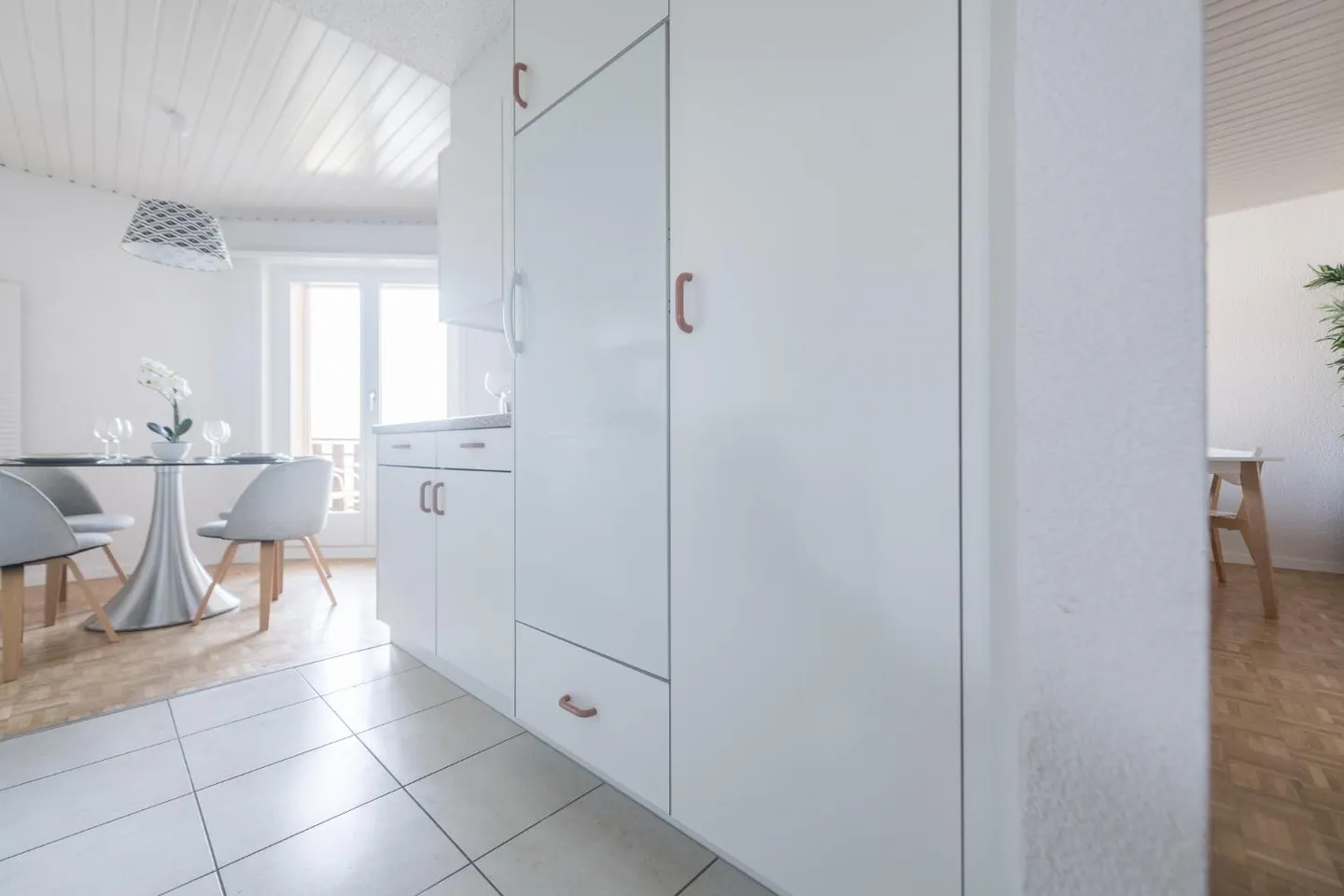 3.5 Room Apartment - Photo 3 of 9