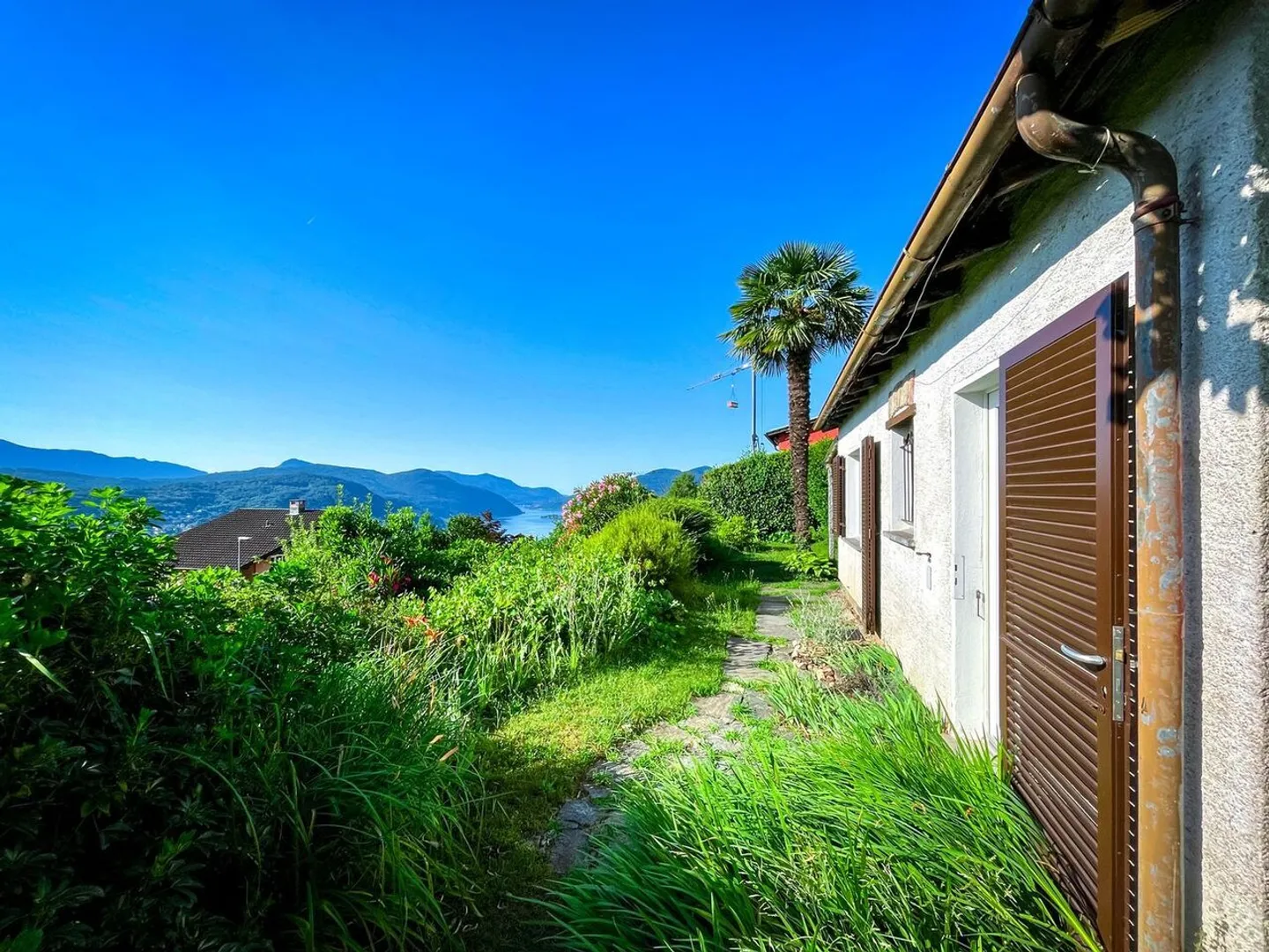 Vernate - Magnifique terrain constructible avec vue dégagée et partielle sur le lac - Photo 12 sur 12