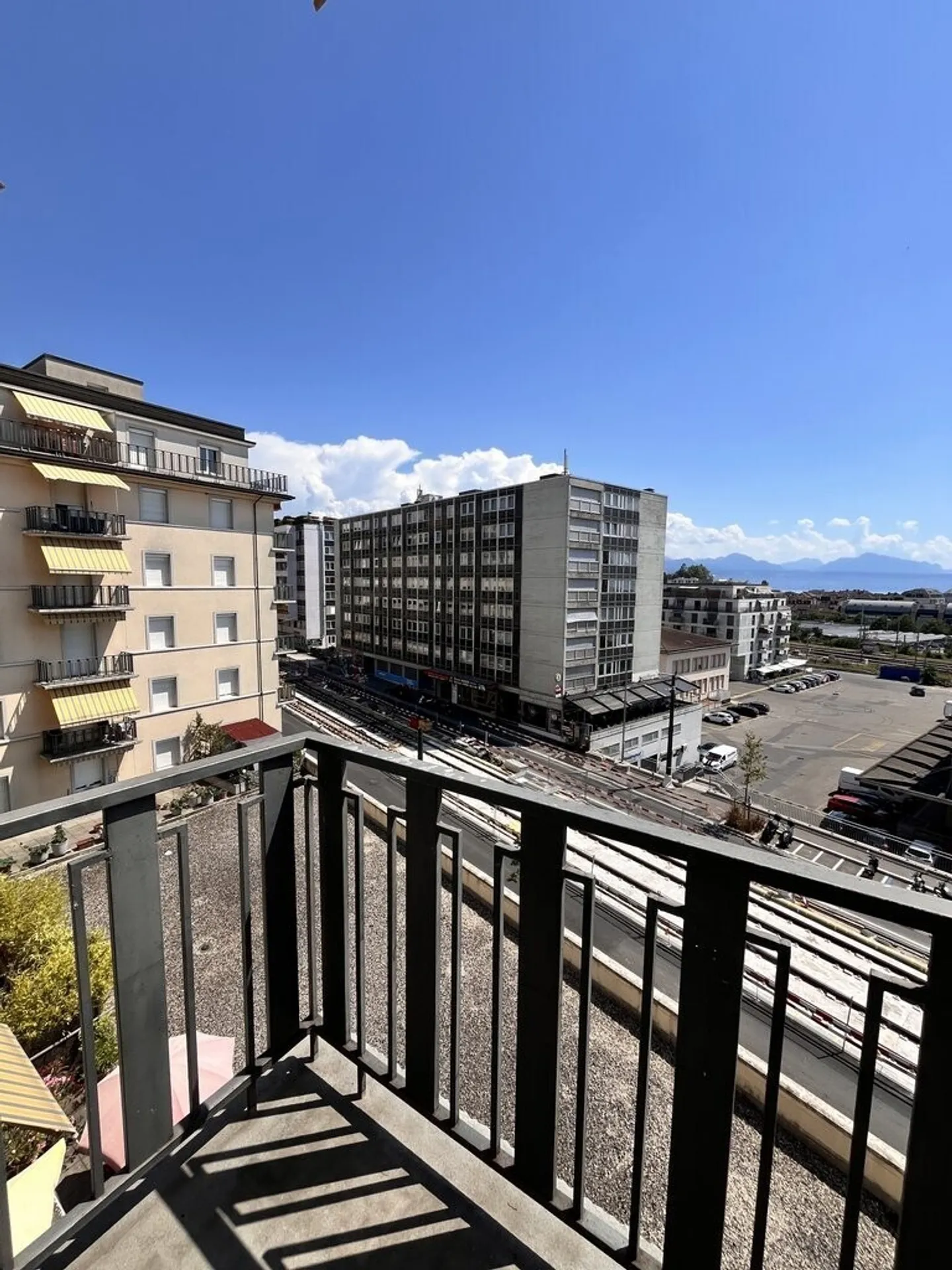 Appartamento vicino ai mezzi pubblici in affitto - Foto 2 di 11