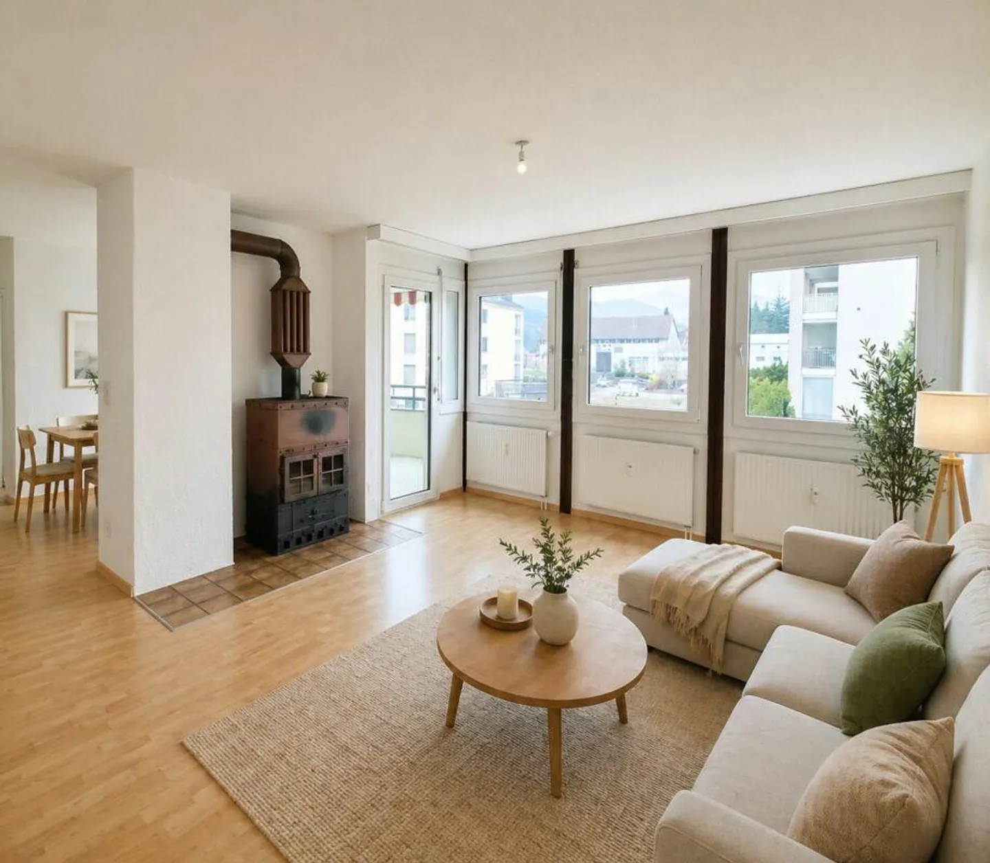 Appartamento di 4.5 locali in posizione tranquilla e centrale a Heerbrugg - Foto 2 di 11