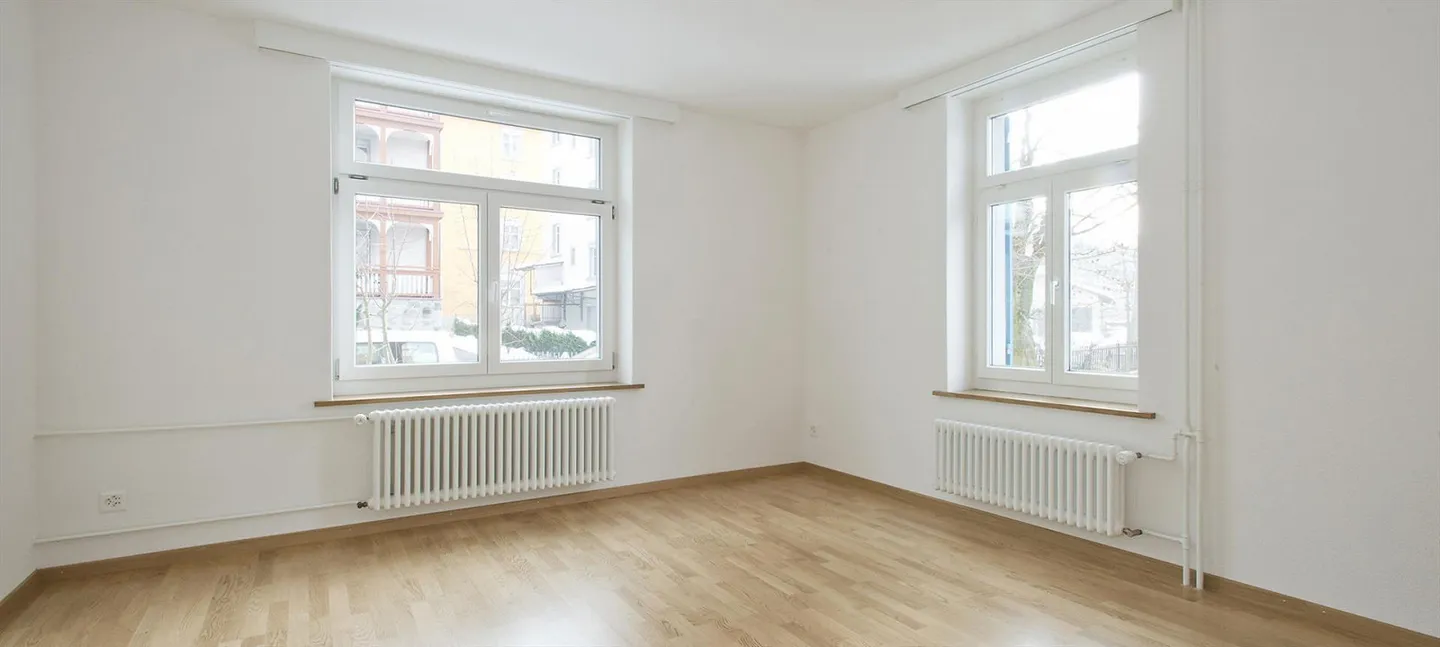 Bright 6.5-room apartment with 2 winter gardens - Photo 5 of 9