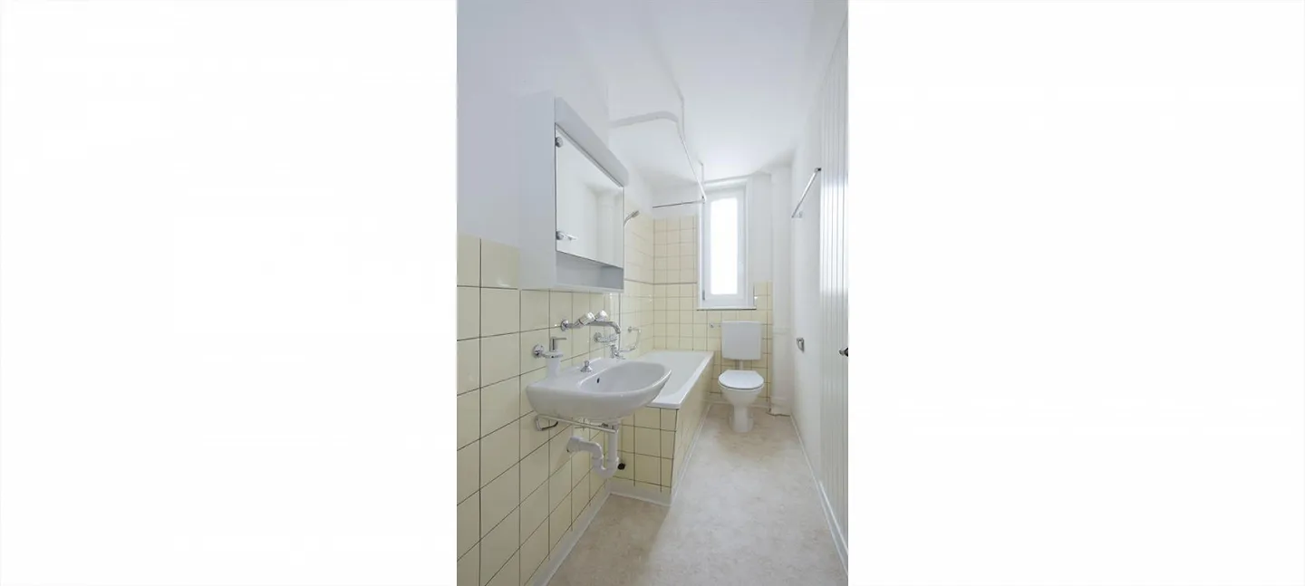 Bright 6.5-room apartment with 2 winter gardens - Photo 9 of 9