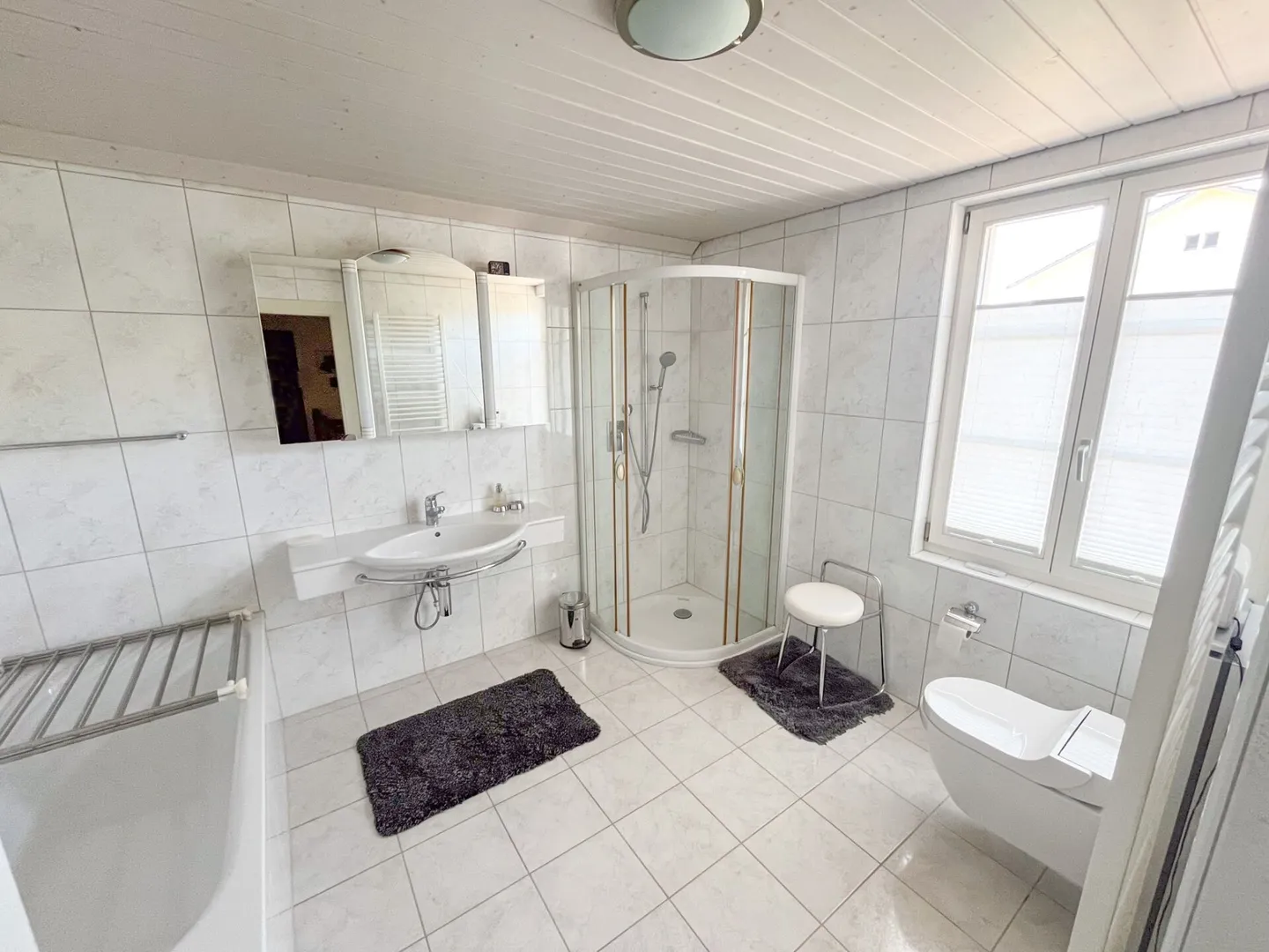 Maison individuelle spacieuse de 5,5 pièces avec grande terrasse - Photo 9 sur 16