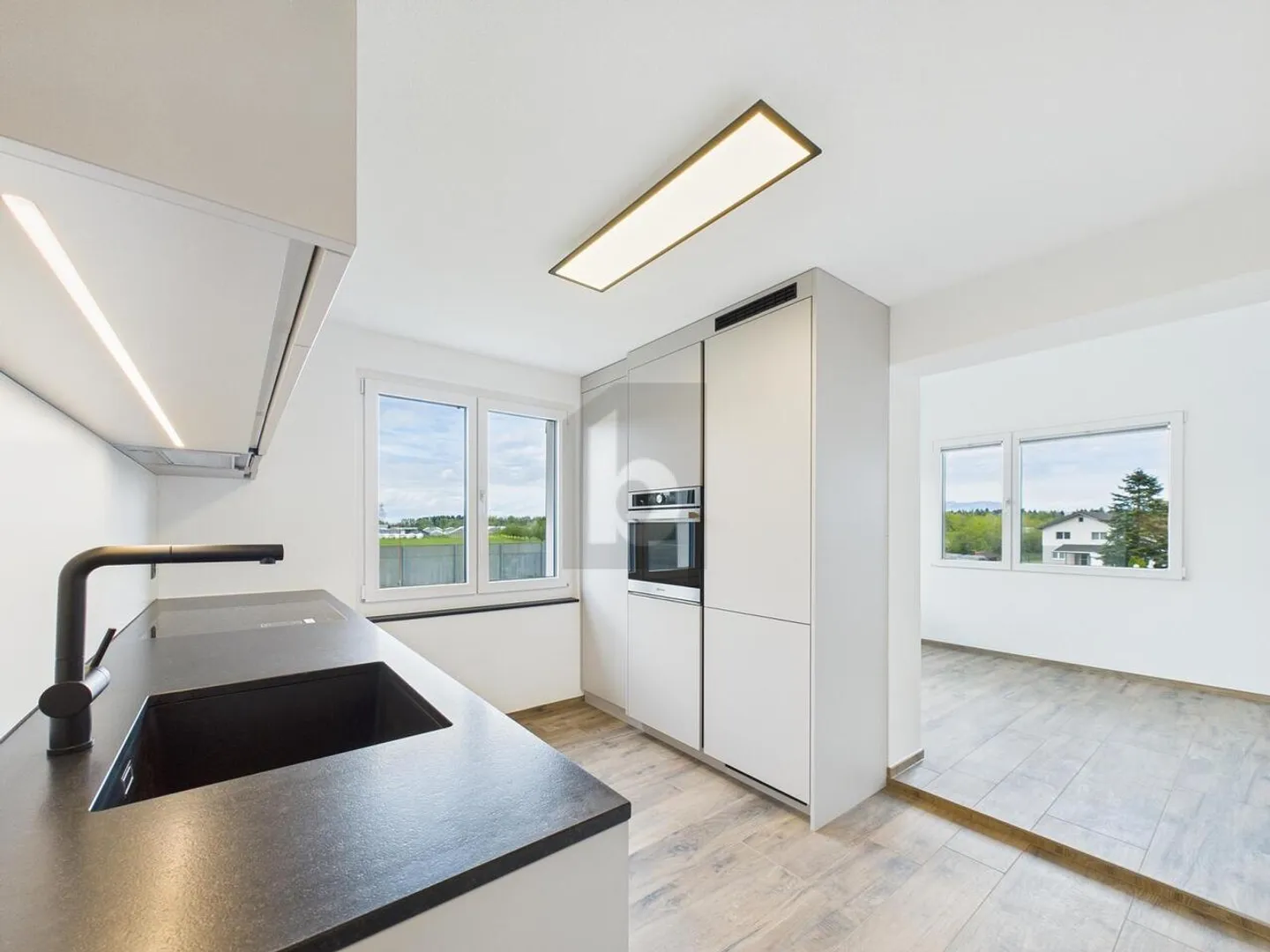 Duplex 4.5 pièces - Foto 1 von 6