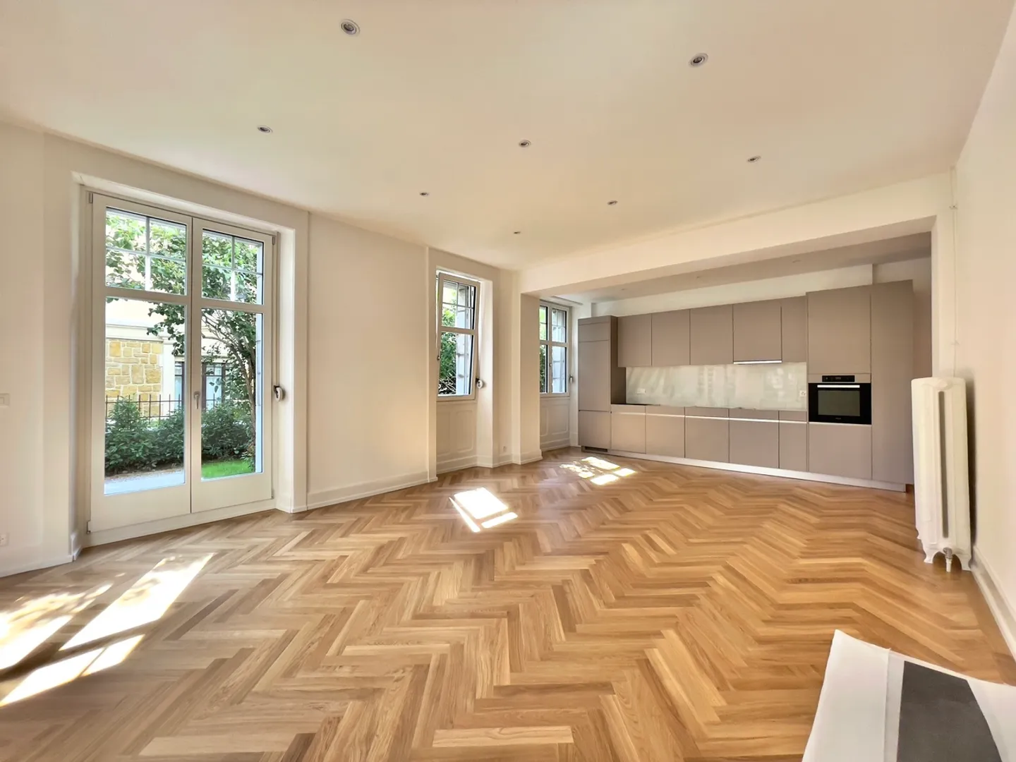 Avenue des Alpes 4 - 1006 Losanna - 4.5 stanze al piano giardino - Foto 1 di 13