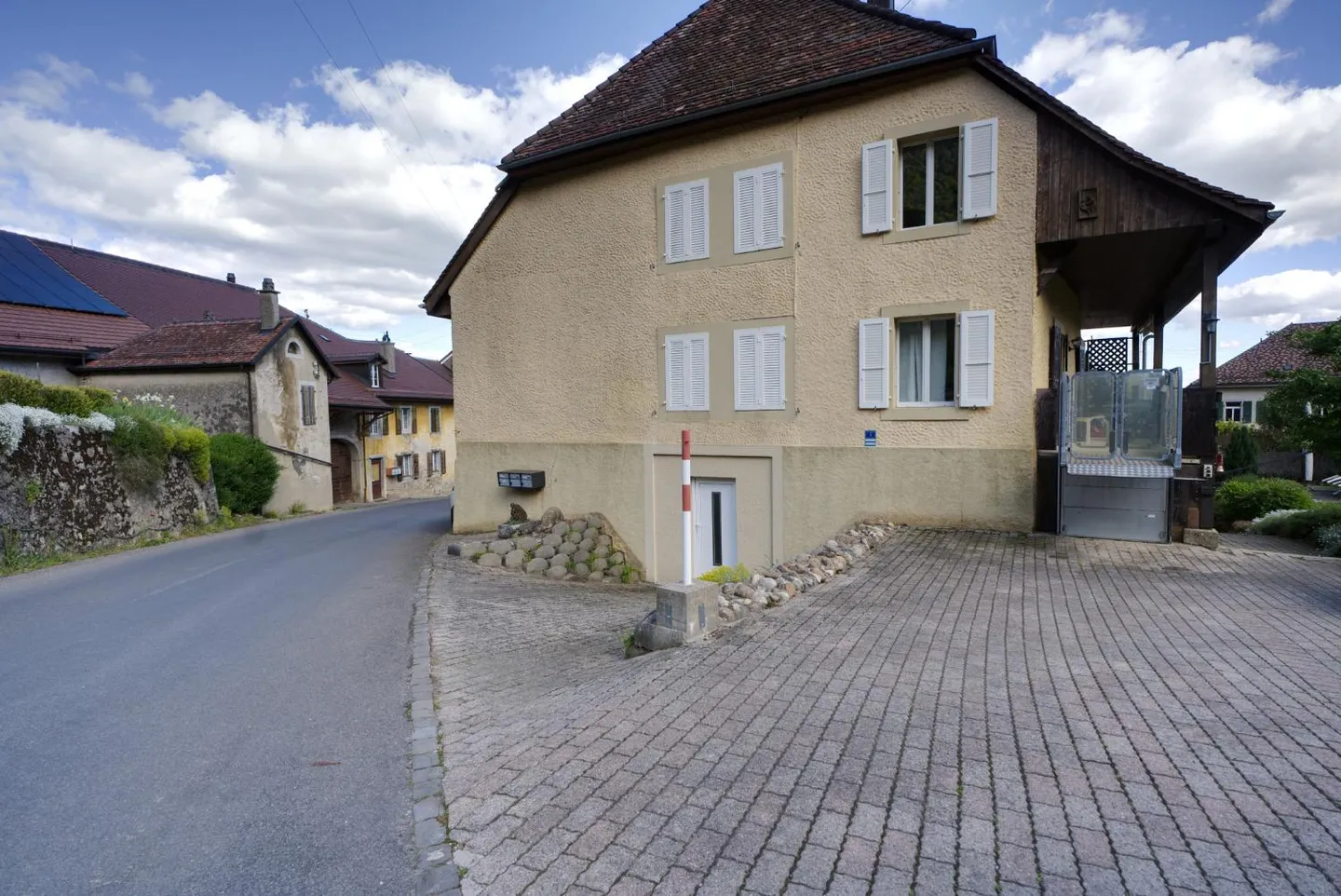 Casa contadina del 1714 -- Tre unità, triplex familiare e due 2 - Foto 3 di 12