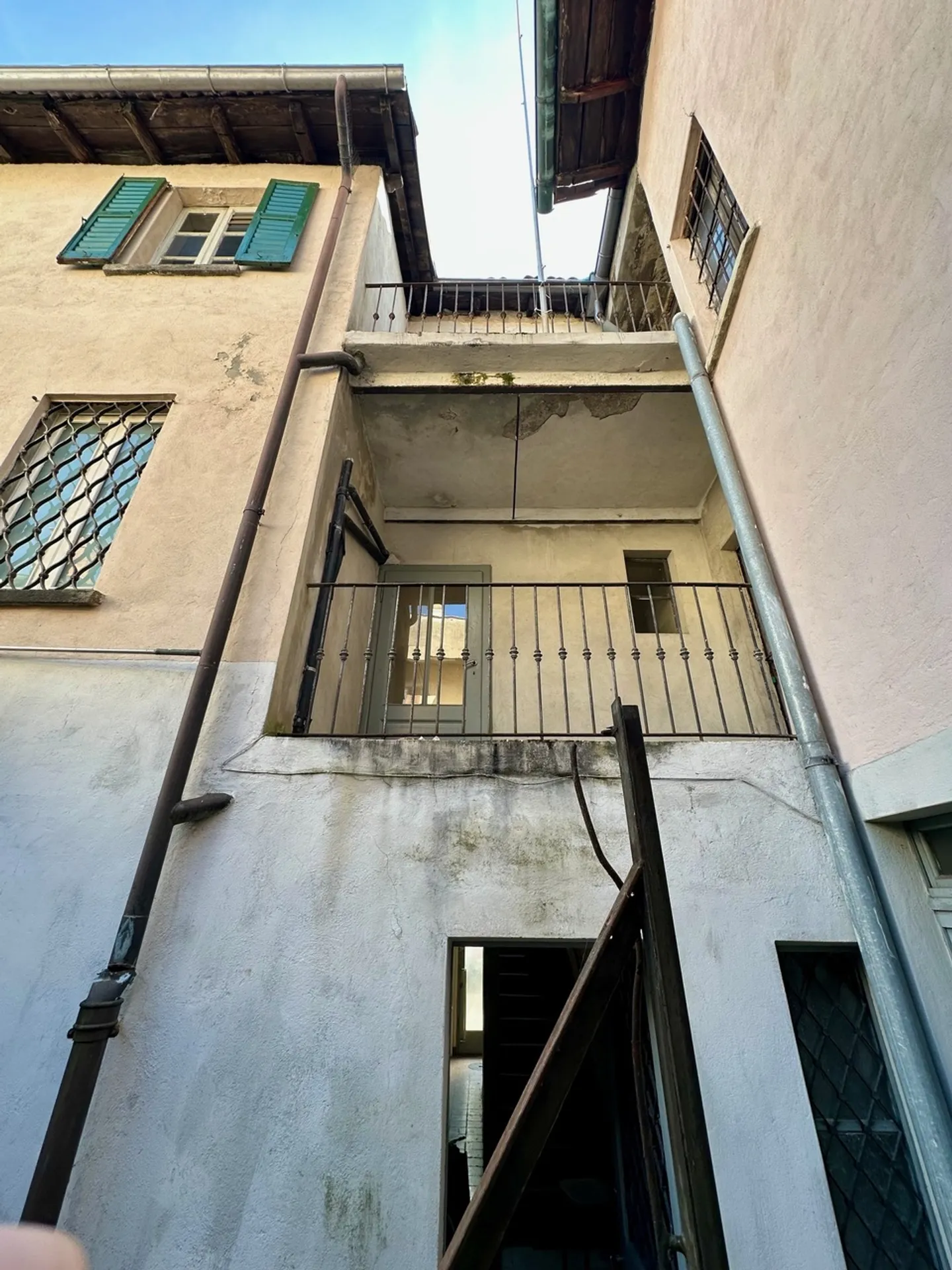 Complexe immobilier avec cour intérieure - Photo 20 sur 29