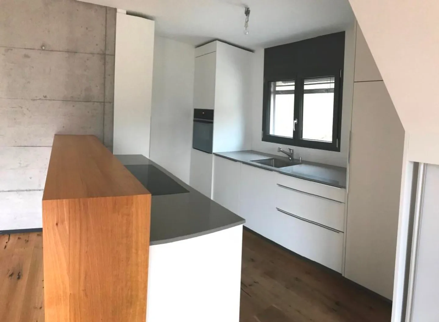 Moderne Wohnung in Duggingen - Foto 3 von 9