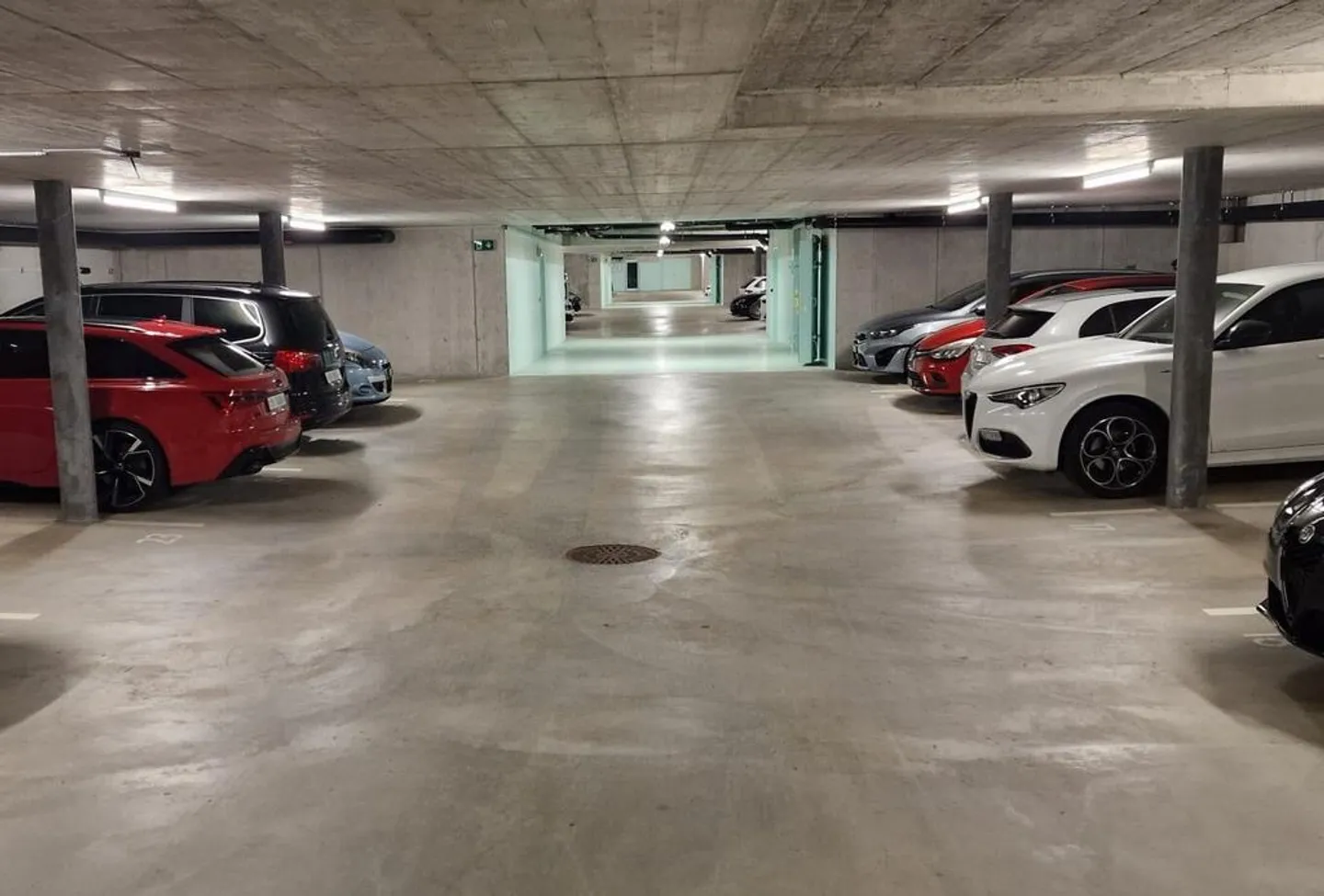 Mofa parking space in the parking garage in Winterthur - Photo 1 of 1